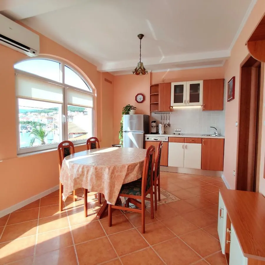 Διαμέρισμα Villa Arany Τρογκίρ