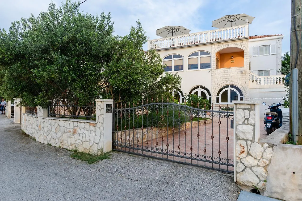 Villa Arany Trogir Apartman