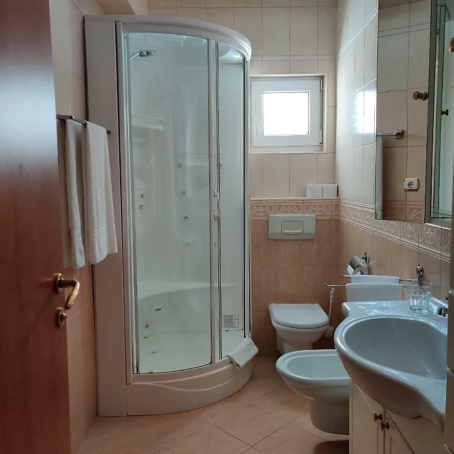 Villa Arany Trogir 0*,